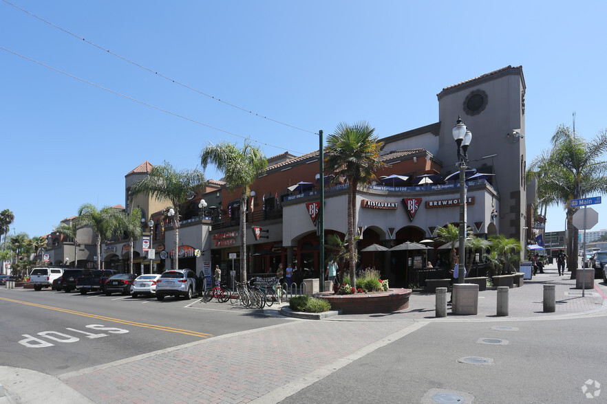 Primary Photo Of 200 Main St, Huntington Beach Storefront Retail Office For Lease