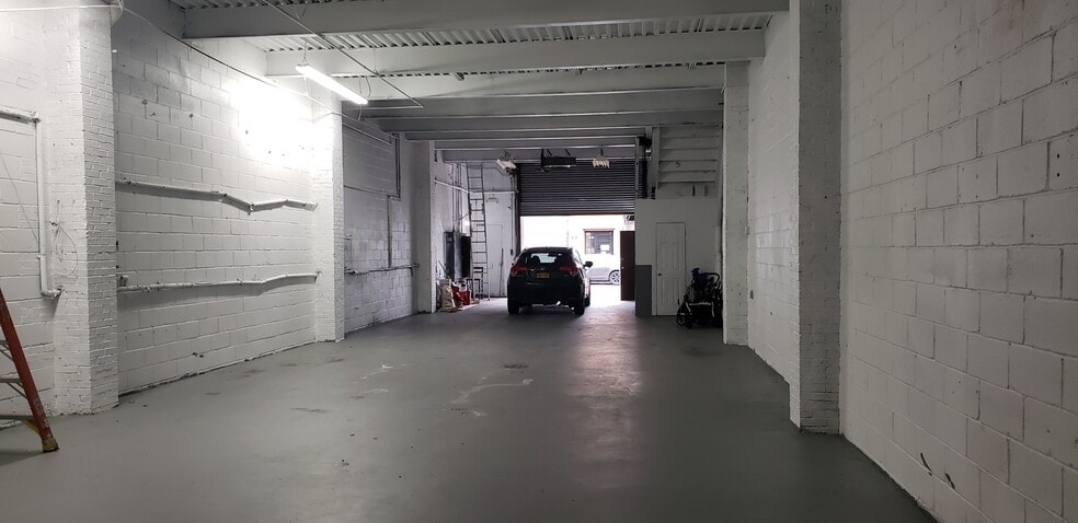 More Photos Of 5923 55th St, Maspeth Industrial For Lease