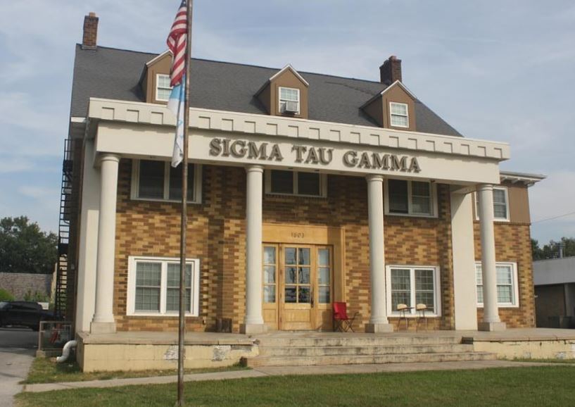 Primary Photo Of 1803 S Joplin St, Pittsburg Sorority Fraternity House For Sale