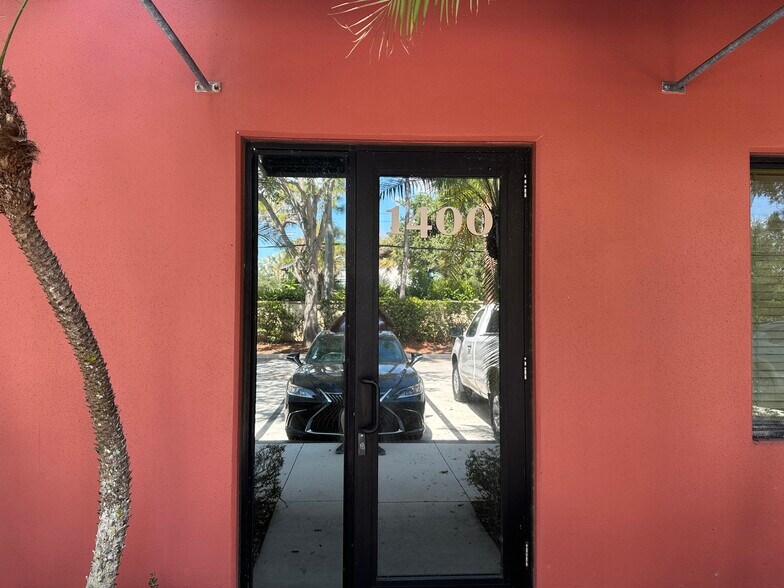 More Photos Of 2875 Jupiter Park Dr, Jupiter Light Manufacturing For Sale