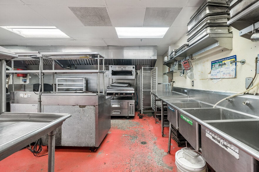 More Photos Of 1326 9th Ave, San Francisco Restaurant For Sale