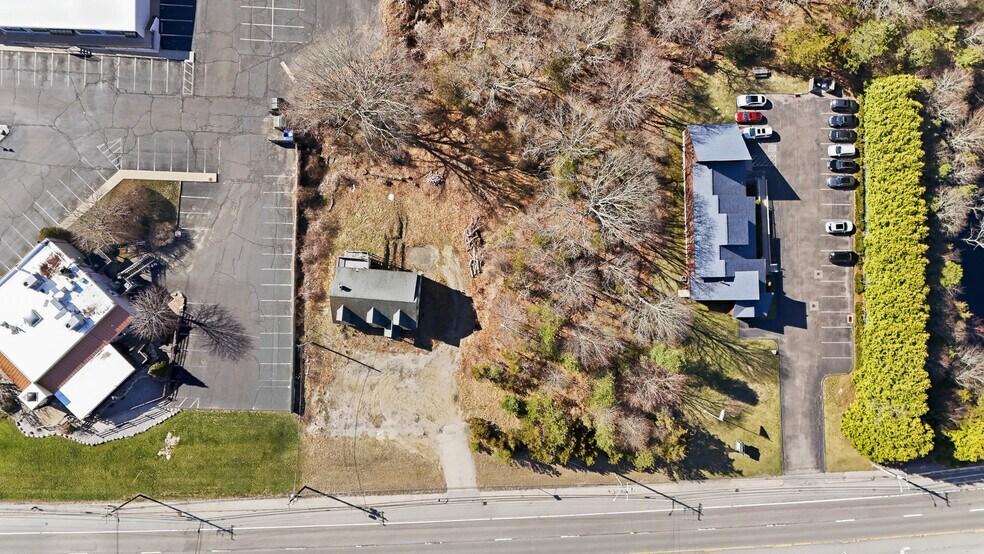 More Photos Of 261-263 Post Rd, Westerly Freestanding For Sale