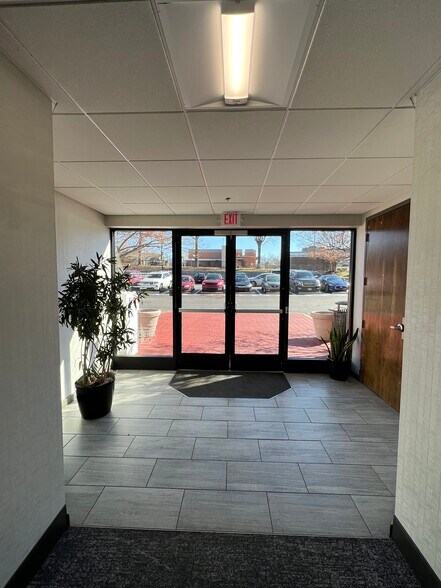 More Photos Of 115 East Park Dr, Brentwood Serviced Offices For Sale
