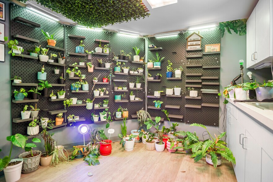 More Photos Of 34 White St, Fredonia Office For Sale