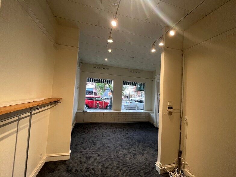 More Photos Of 1309 Main St, Saint Helena Hotel For Lease