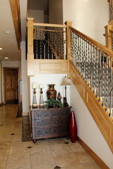 More Photos Of 686 E 110 S, American Fork Office For Sale