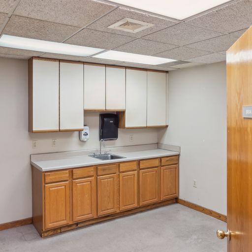 More Photos Of 280 Virginia Ave NE, Norton Medical For Lease