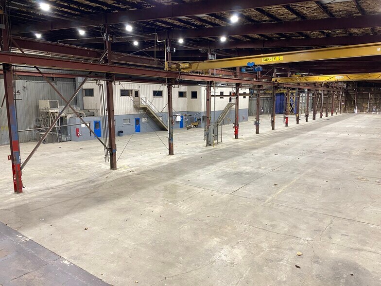 More Photos Of 1501 S John Zink Ave, Skiatook Manufacturing For Lease