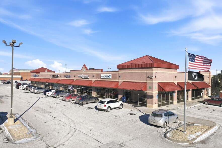 More Photos Of 4200 W Division St, Saint Cloud General Retail For Sale