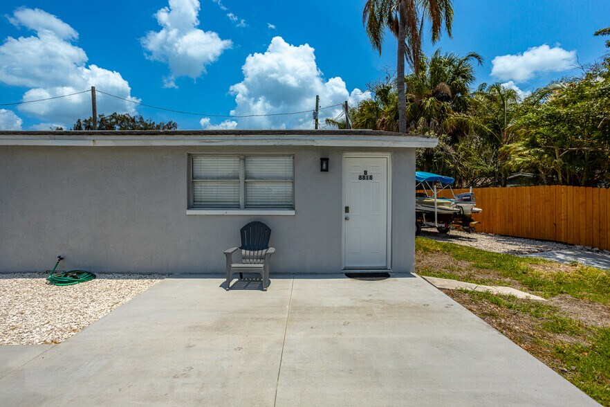More Photos Of 8820 Rocky Creek Dr, Tampa Apartments For Sale