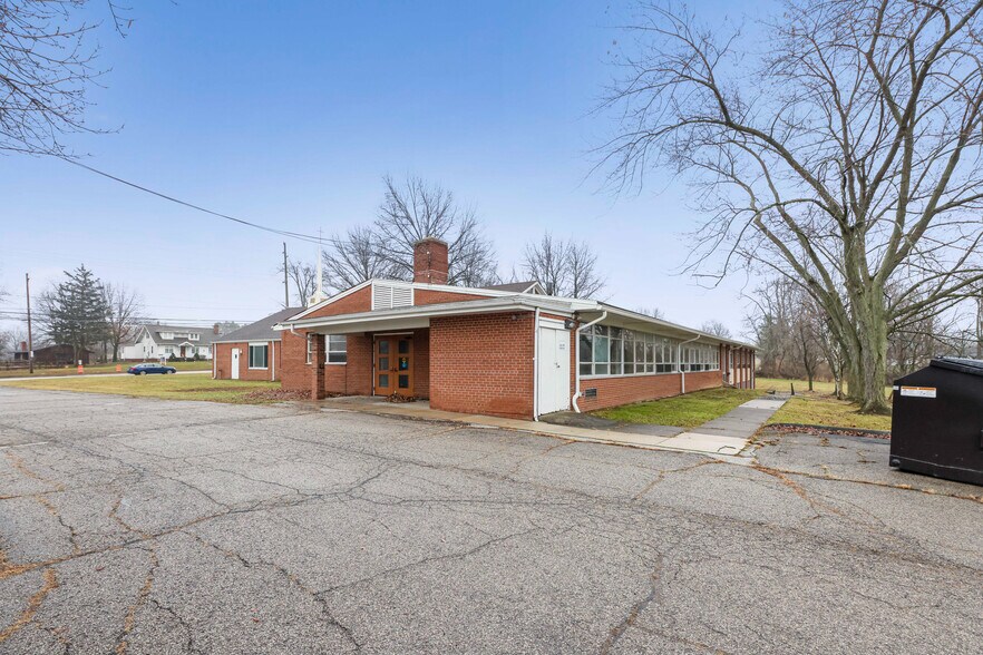 More Photos Of 7000 Ridge Rd, Parma Religious Facility For Sale