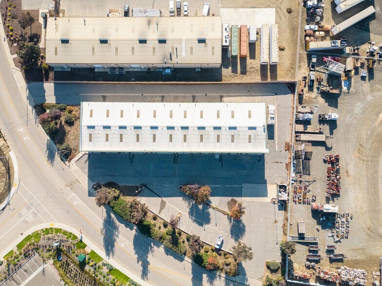 More Photos Of 180 E San Antonio Dr, King City Manufacturing For Sale