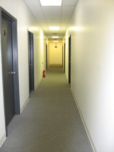 More Photos Of 400 E Edsall Blvd, Palisades Park Manufacturing For Lease