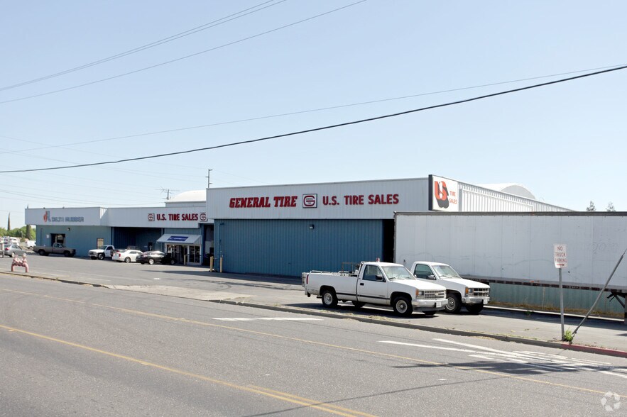 More Photos Of 2600 S Yosemite Blvd, Modesto Warehouse For Lease