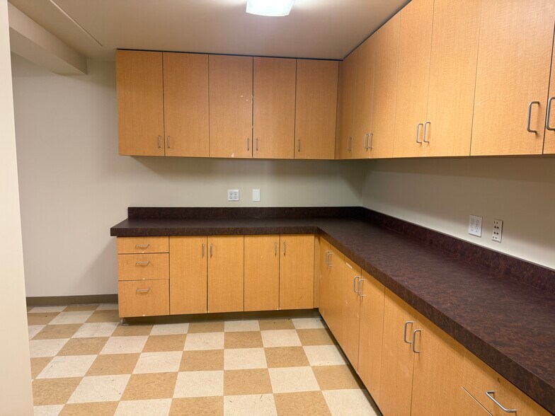 More Photos Of 525-535 S Myrtle Ave, Monrovia Storefront Retail Office For Lease