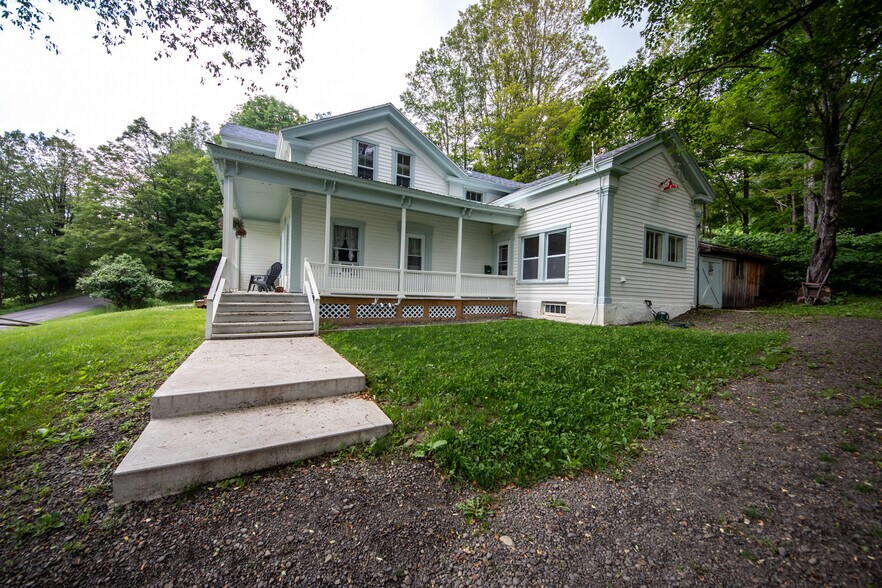 More Photos Of 345 Dorr Edson Rd, Oneonta Apartments For Sale