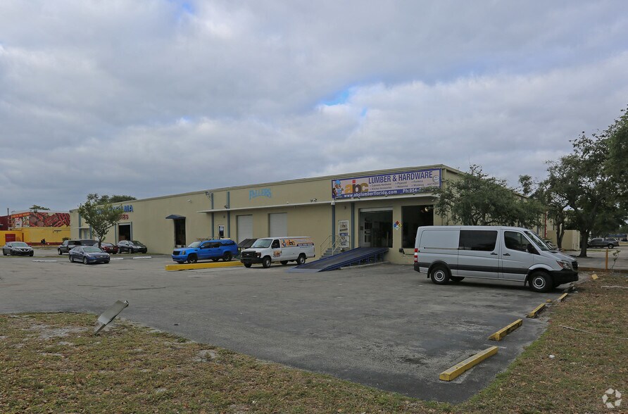 Primary Photo Of 4000-4010 N 28th Ter, Hollywood Warehouse For Lease