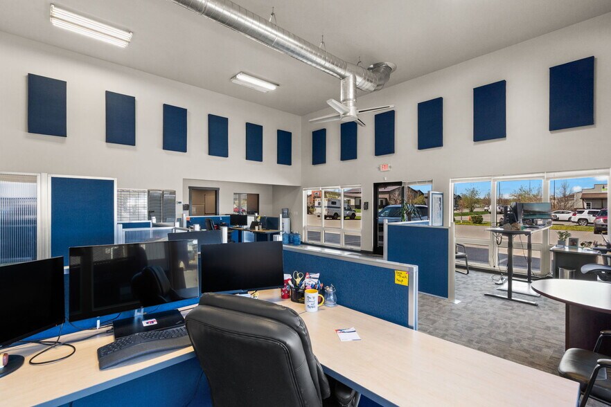 More Photos Of 146 Village Center Ln, Bozeman Flex For Sale