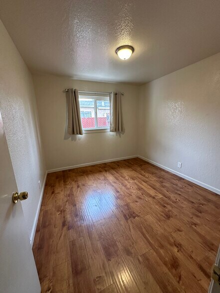 More Photos Of 283 Cherry Way, Hayward Apartments For Sale