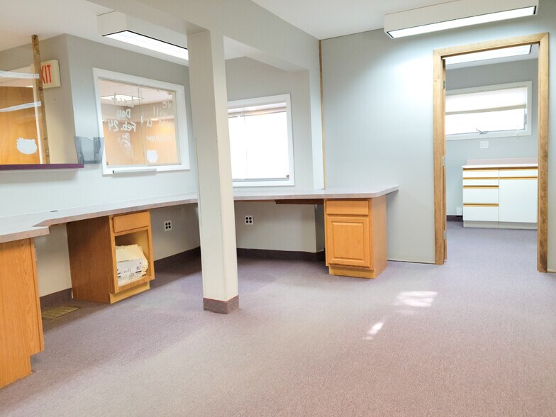 More Photos Of 37 Pierrepont Ave, Potsdam Medical For Sale