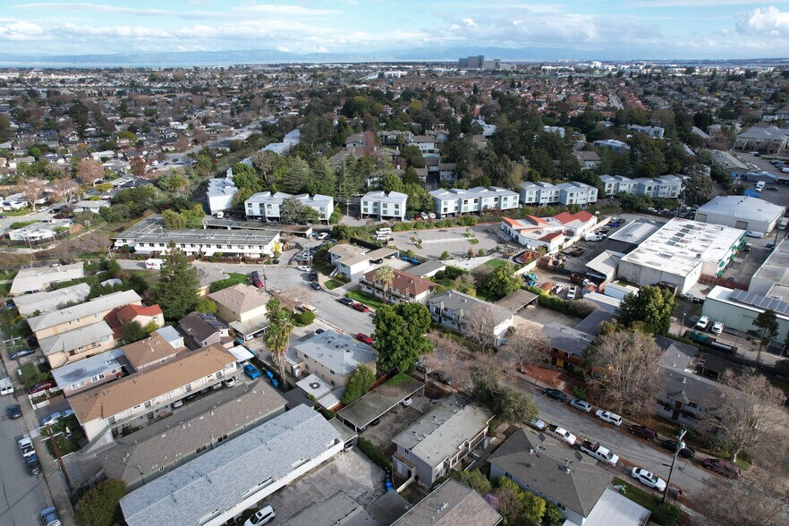 More Photos Of 19 E 41st Pl, San Mateo Apartments For Sale