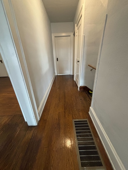 More Photos Of 603 Chestnut St, Coshocton Apartments For Sale