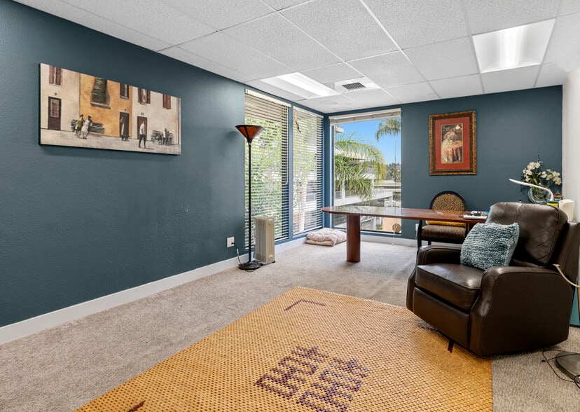 More Photos Of 3549 Camino Del Rio S, San Diego Medical For Sale