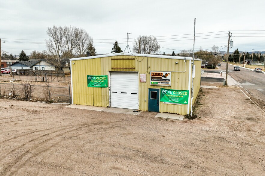 More Photos Of 1257 N 4th St, Laramie Industrial For Sale