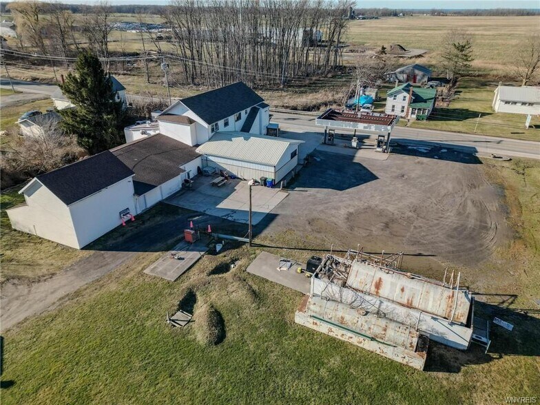 More Photos Of 10204 Roosevelt Hwy, Lyndonville General Retail For Sale