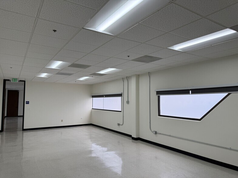 More Photos Of 1231-1237 Midas Way, Sunnyvale Research And Development For Lease