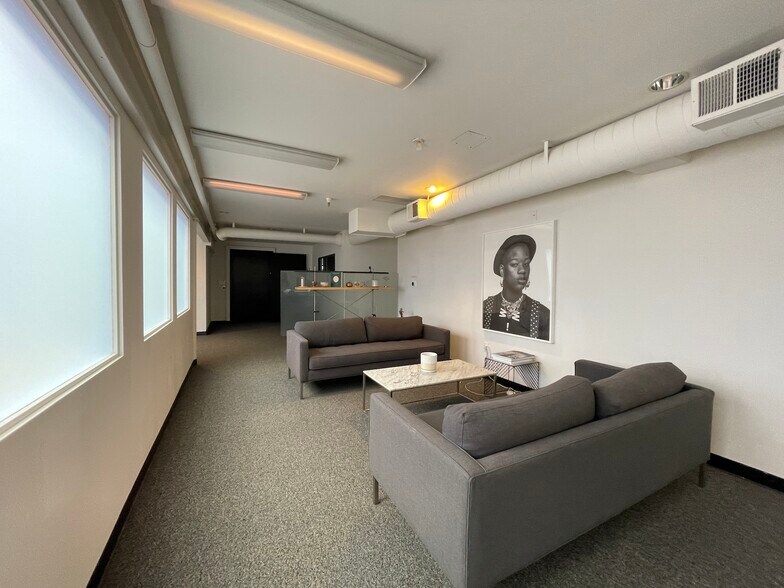 More Photos Of 2390 4th St, Berkeley Office For Lease