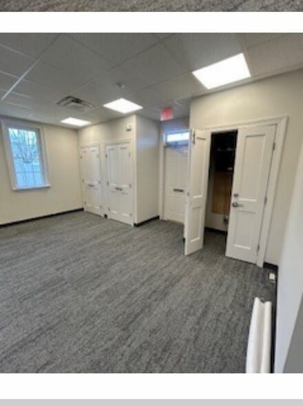 More Photos Of 4796 Finlay St, Richmond Office For Lease