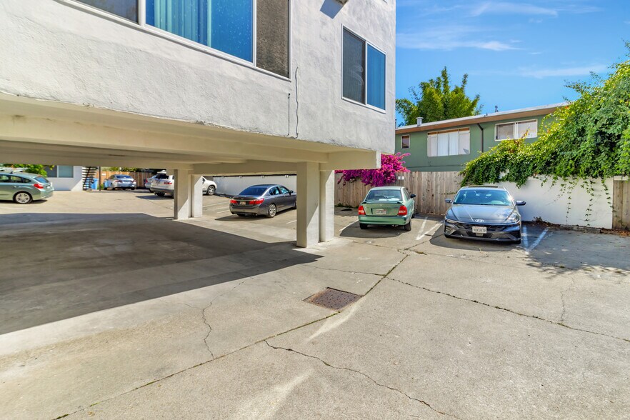 More Photos Of 1626-1654 Dwight Way, Berkeley Apartments For Sale