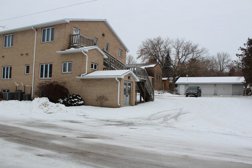 More Photos Of N4386 State Road 49, Poy Sippi Bank For Sale