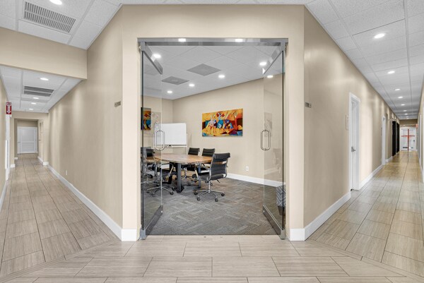More Photos Of 5666 Seminole Blvd, Seminole Office For Lease