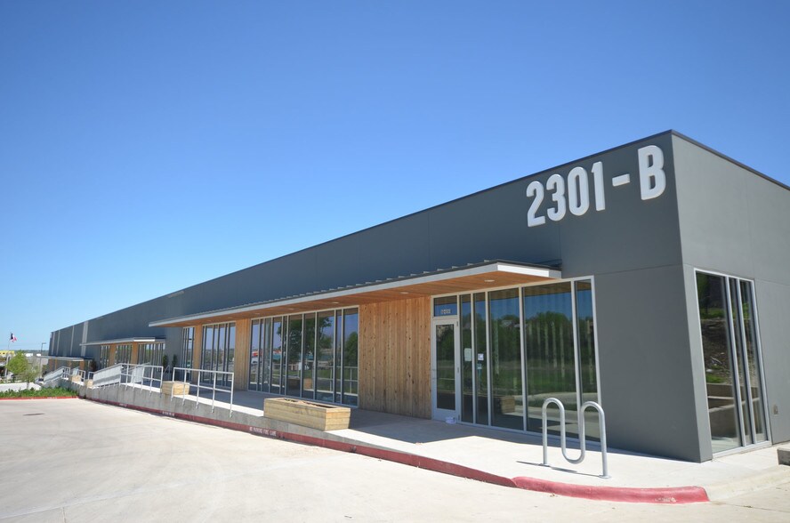 More Photos Of 2301 E Riverside Dr, Austin Unknown For Lease