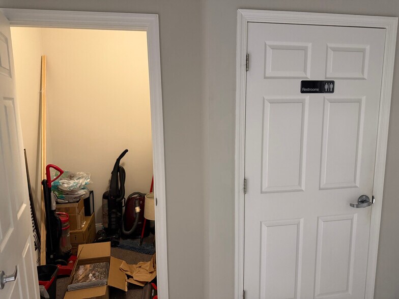 More Photos Of 3500 Fairlane Farms Rd, West Palm Beach Unknown For Lease