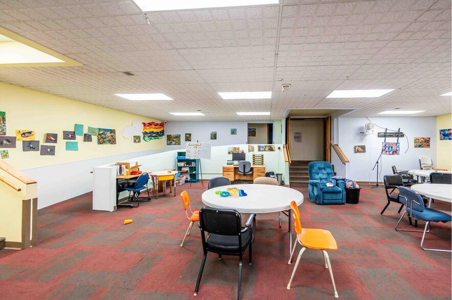 More Photos Of 1601 Central Ave, Great Falls Religious Facility For Sale