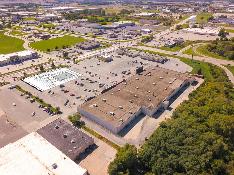 More Photos Of 3200 Agency St, Burlington Unknown For Lease