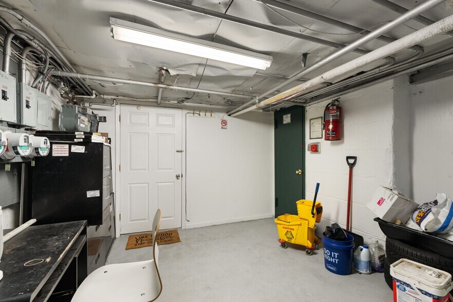More Photos Of 124 Cortelyou Rd, Brooklyn Apartments For Sale
