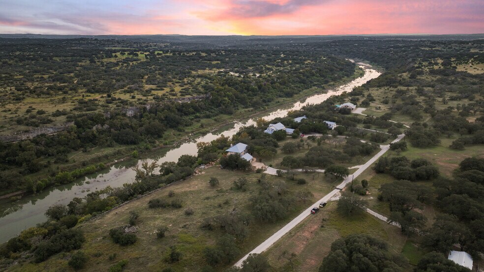 More Photos Of 5229 Hupedo Ranch Rd, Spicewood Specialty For Sale