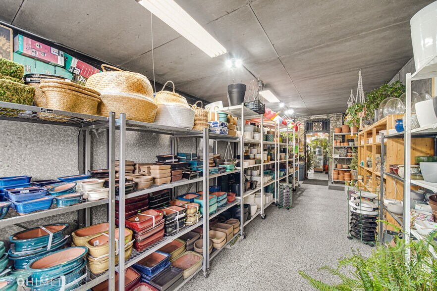 More Photos Of 2312 W Touhy Ave, Chicago General Retail For Sale