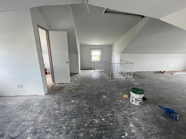 More Photos Of 588 US Highway 46, Fairfield Medical For Sale