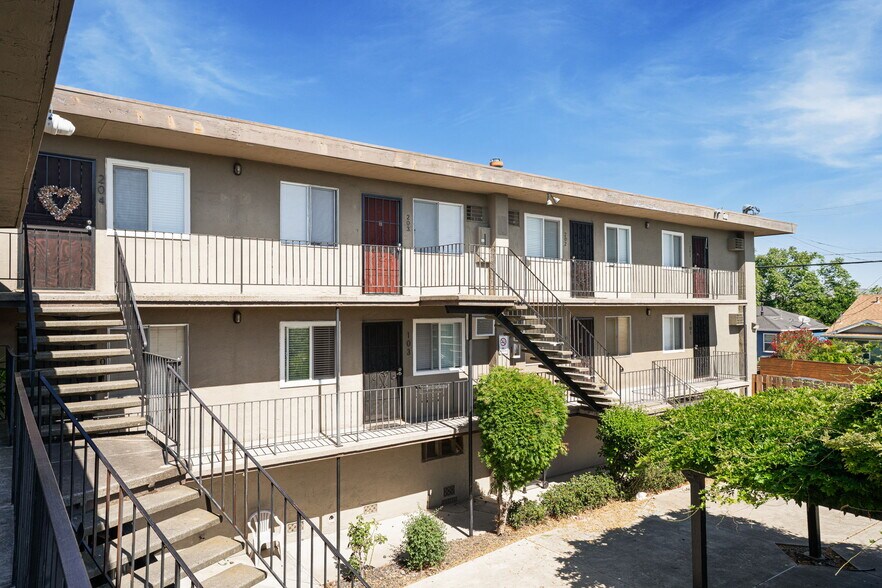 More Photos Of 20 E 16th St, Antioch Apartments For Sale