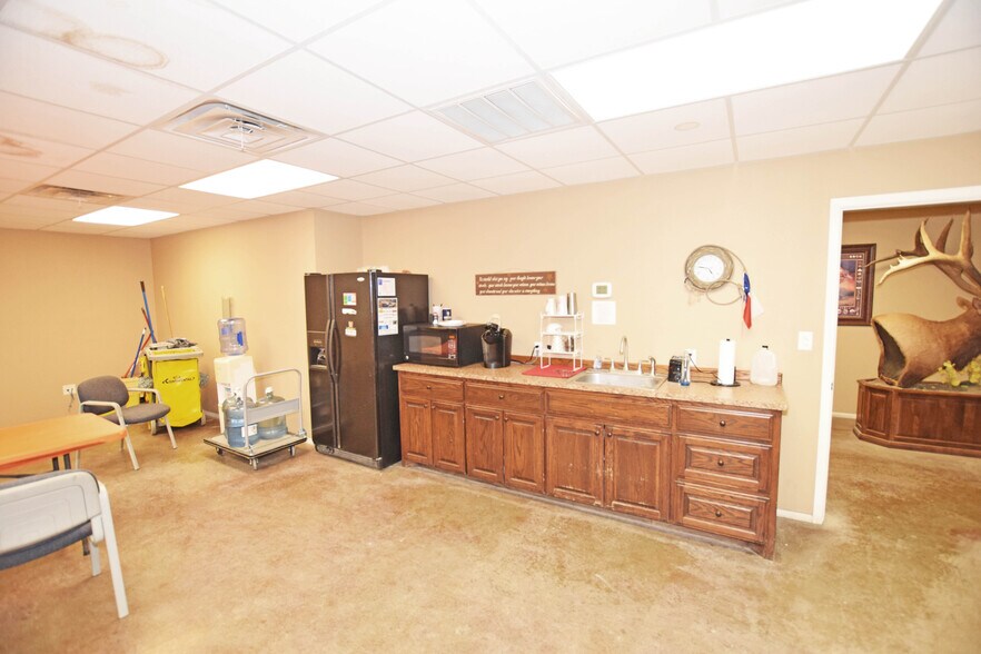 More Photos Of 2655 S County Rd W, Odessa Industrial For Sale