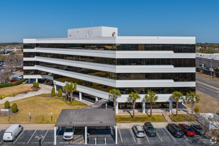 More Photos Of 9485 Regency Square Blvd, Jacksonville Office For Lease