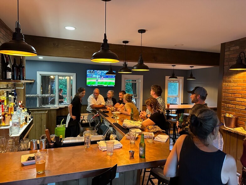 More Photos Of 3075 Main St, Cabot Restaurant For Sale