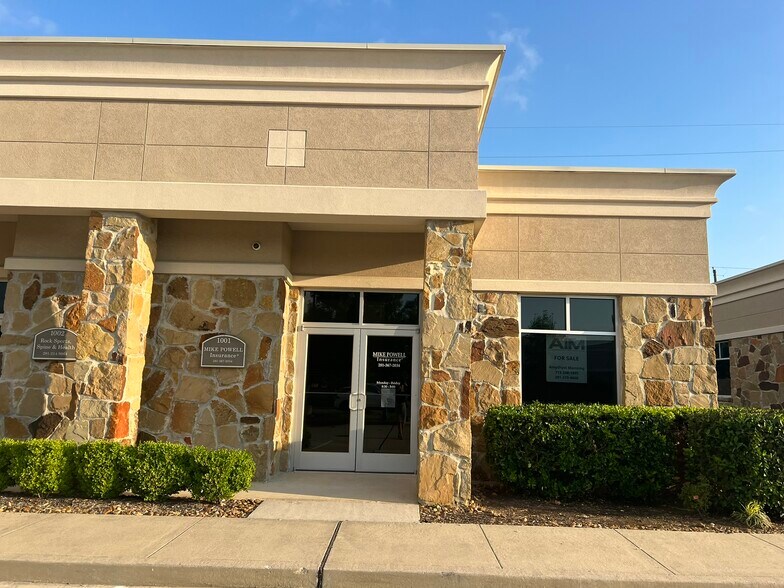 Primary Photo Of 20008 Champion Forest Dr, Spring Office For Sale