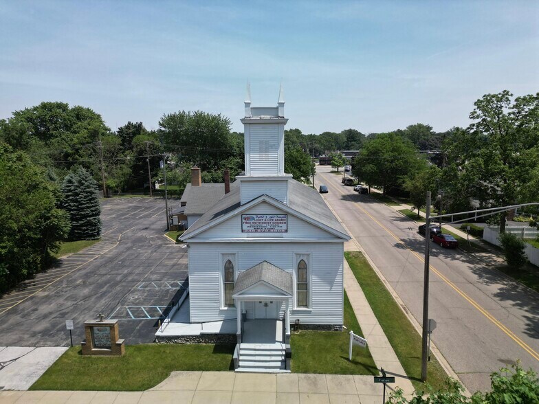 Primary Photo Of 45504 Cass Ave, Utica Religious Facility For Sale
