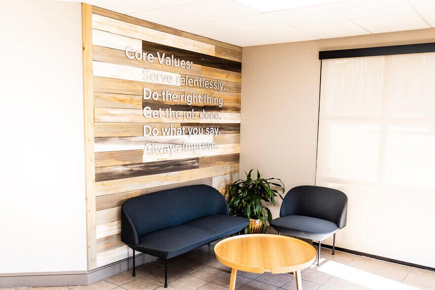 More Photos Of 201 Cahaba Valley Pky, Pelham Office For Lease